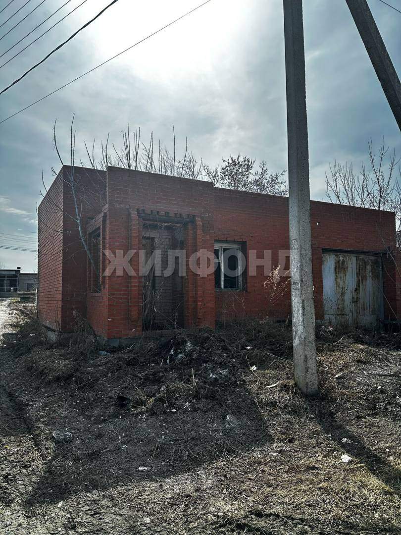 Продам земельный участок 100 м.кв.