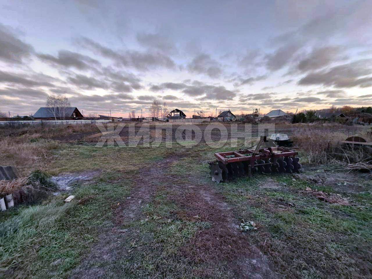 Продам земельный участок 4131 м.кв.