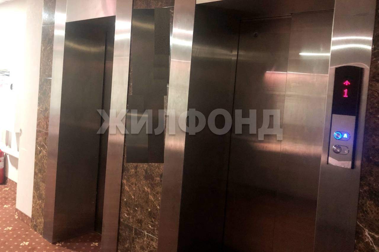 Продам помещение свободного назначения 2753 м.кв.