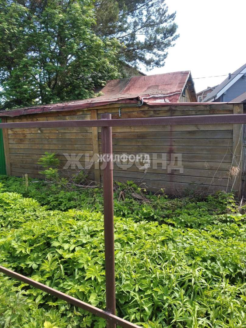 Продам земельный участок 530 м.кв.
