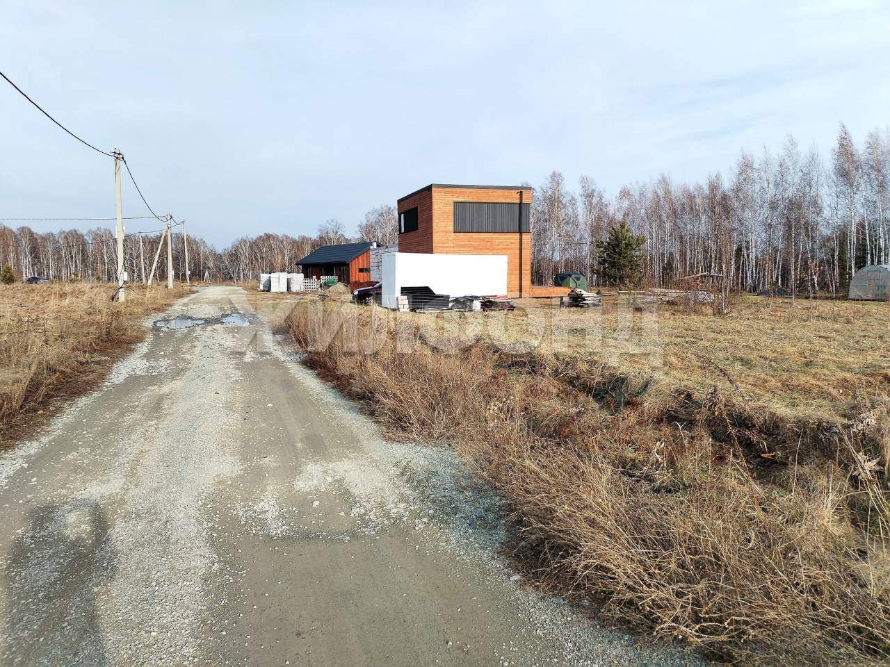 Продам земельный участок 1000 м.кв.