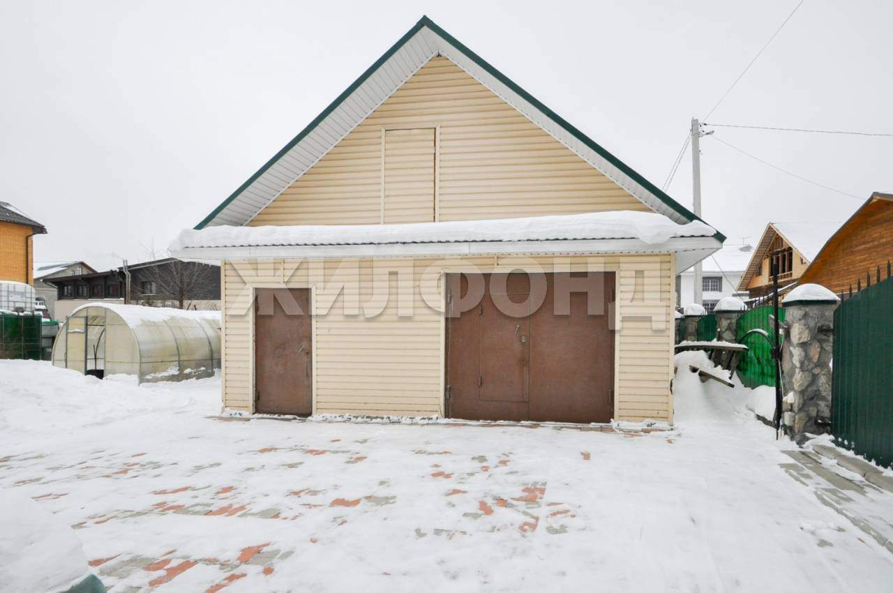 Продам земельный участок 750 м.кв.