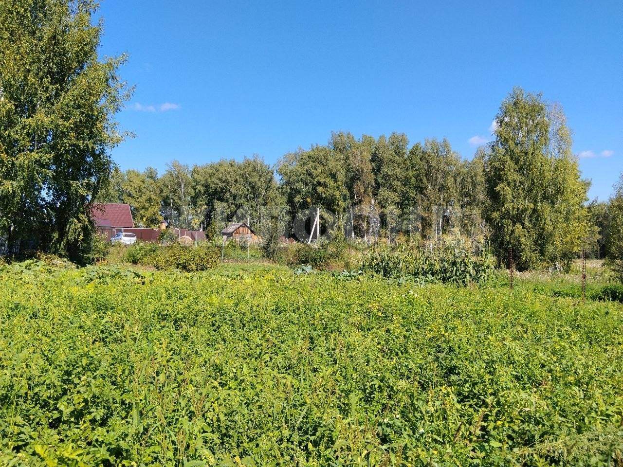 Продам земельный участок 600 м.кв.