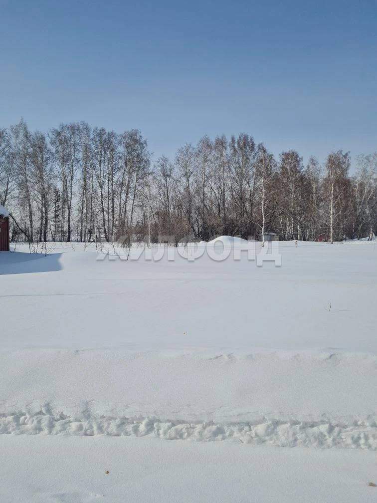 Продам земельный участок 1747 м.кв.