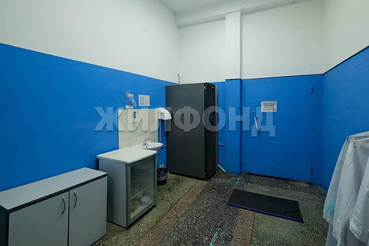 Продам помещение свободного назначения 3112 м.кв.