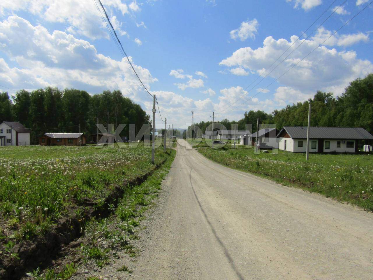Продам земельный участок 771 м.кв.