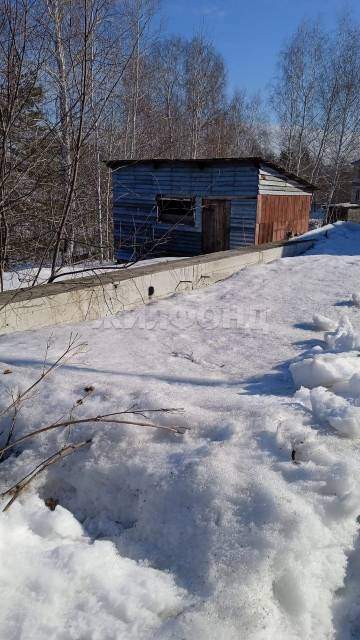 Продам земельный участок 1642 м.кв.