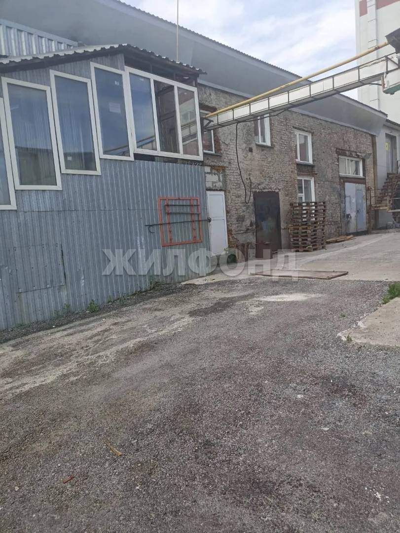 Продам помещение свободного назначения 828 м.кв.