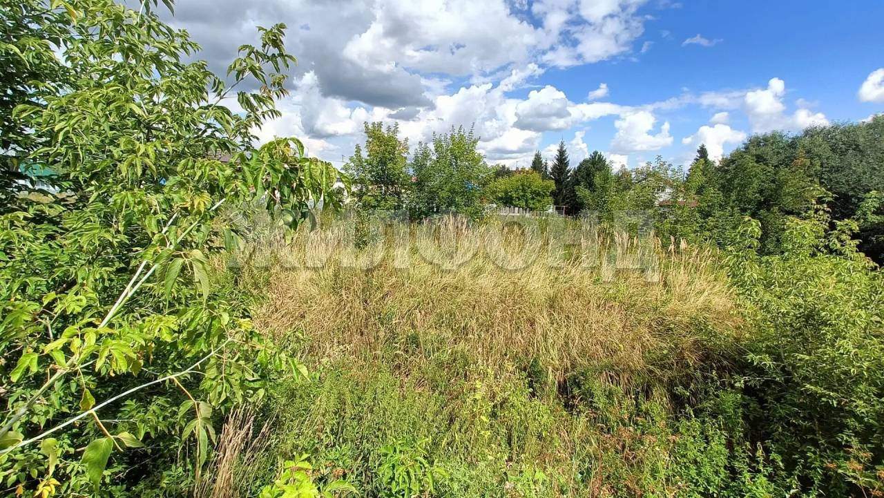 Продам земельный участок 1560 м.кв.