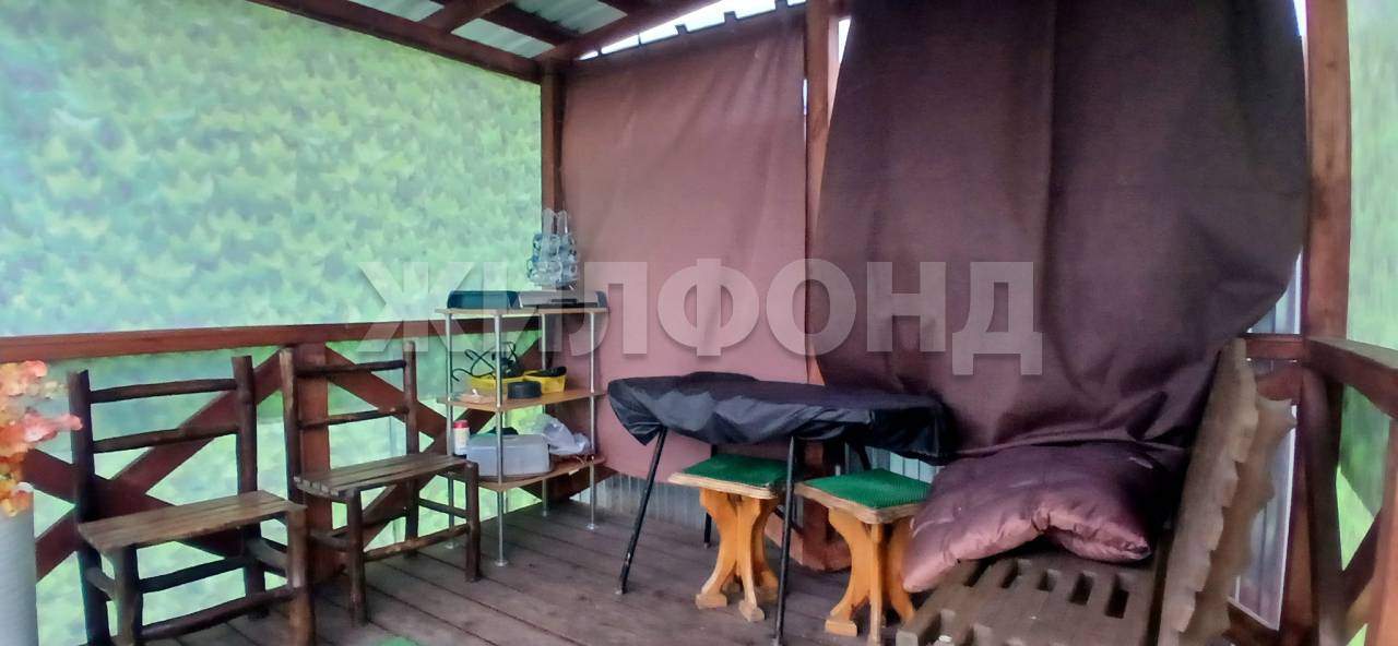 Продам земельный участок 700 м.кв.
