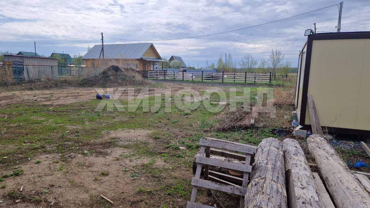 Продам земельный участок 900 м.кв.