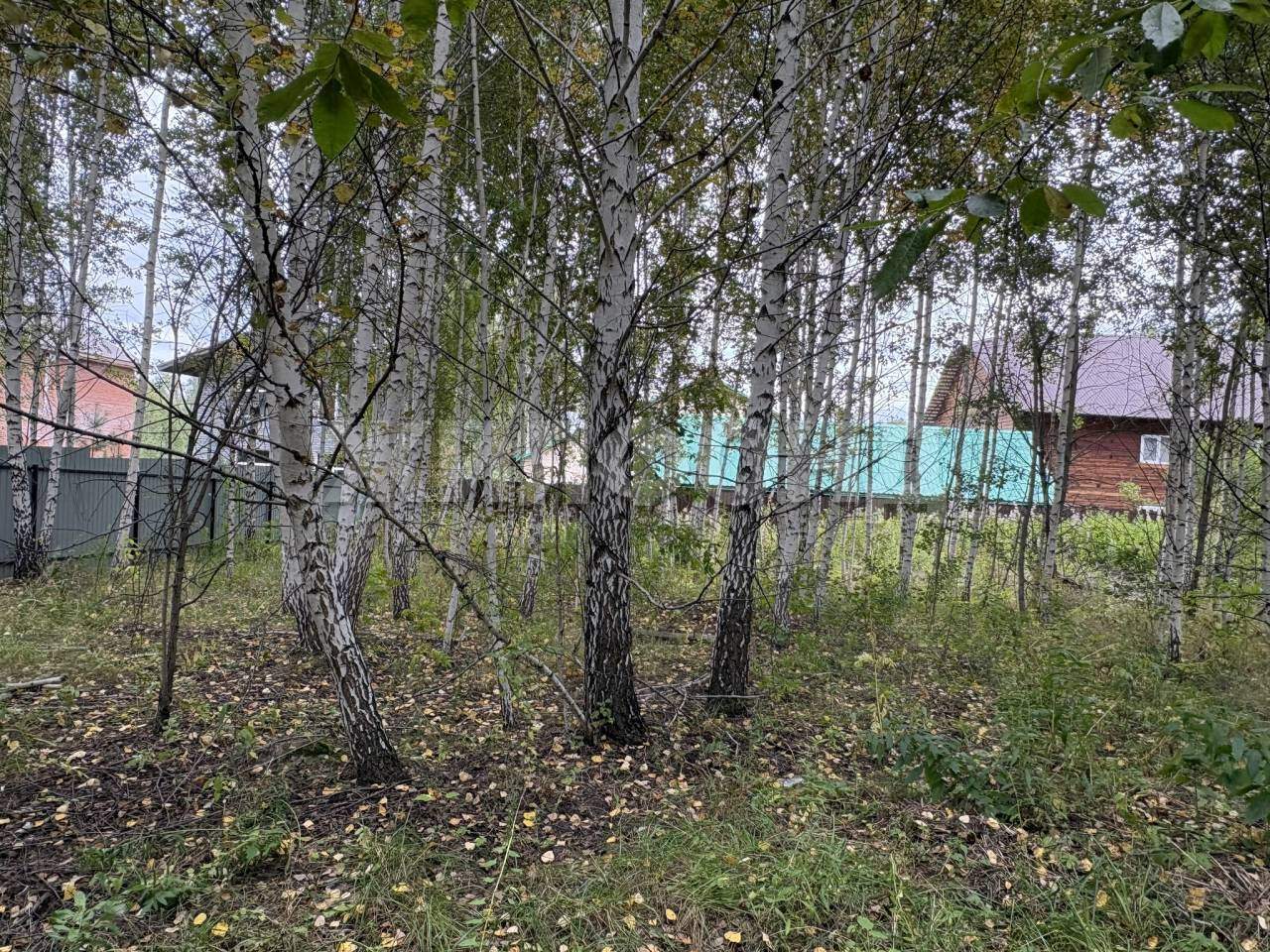 Продам земельный участок 600 м.кв.