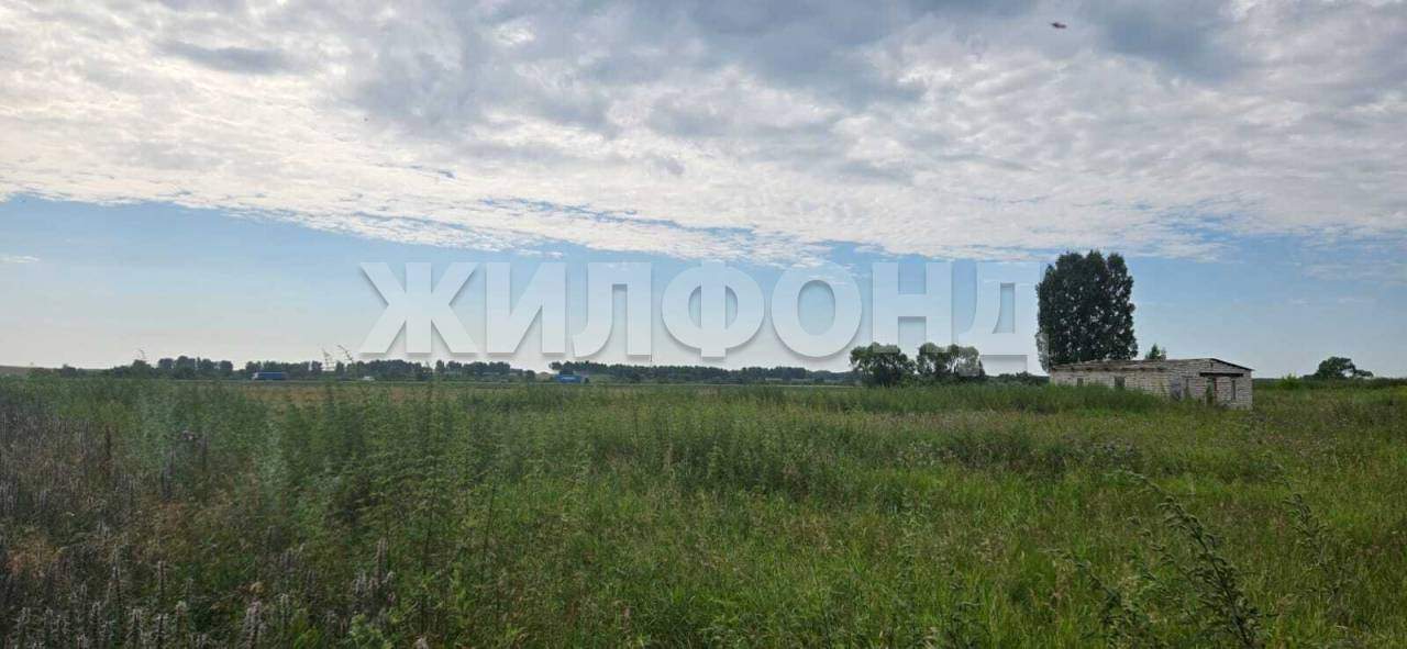Продам земельный участок 1500 м.кв.