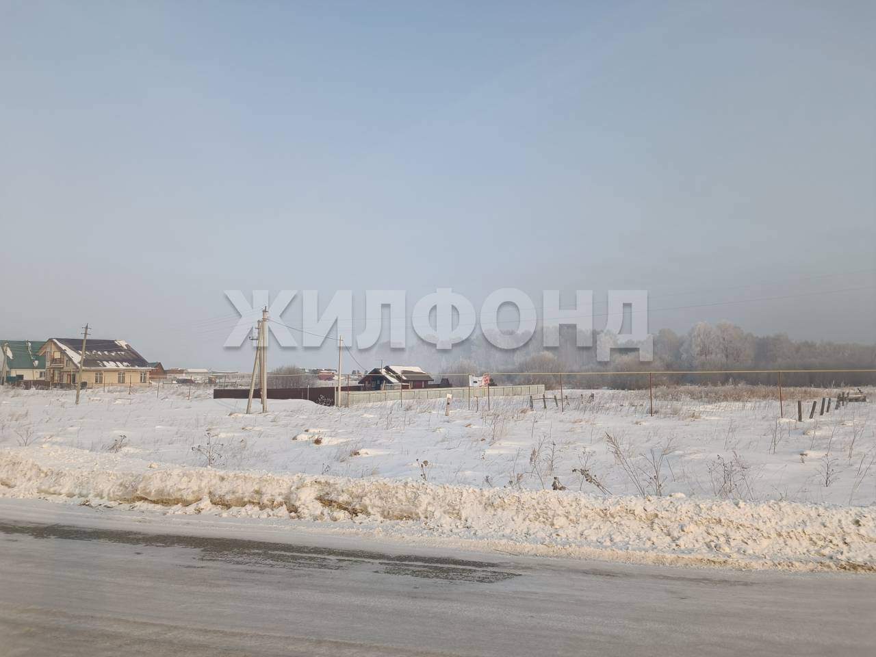 Продам земельный участок 900 м.кв.