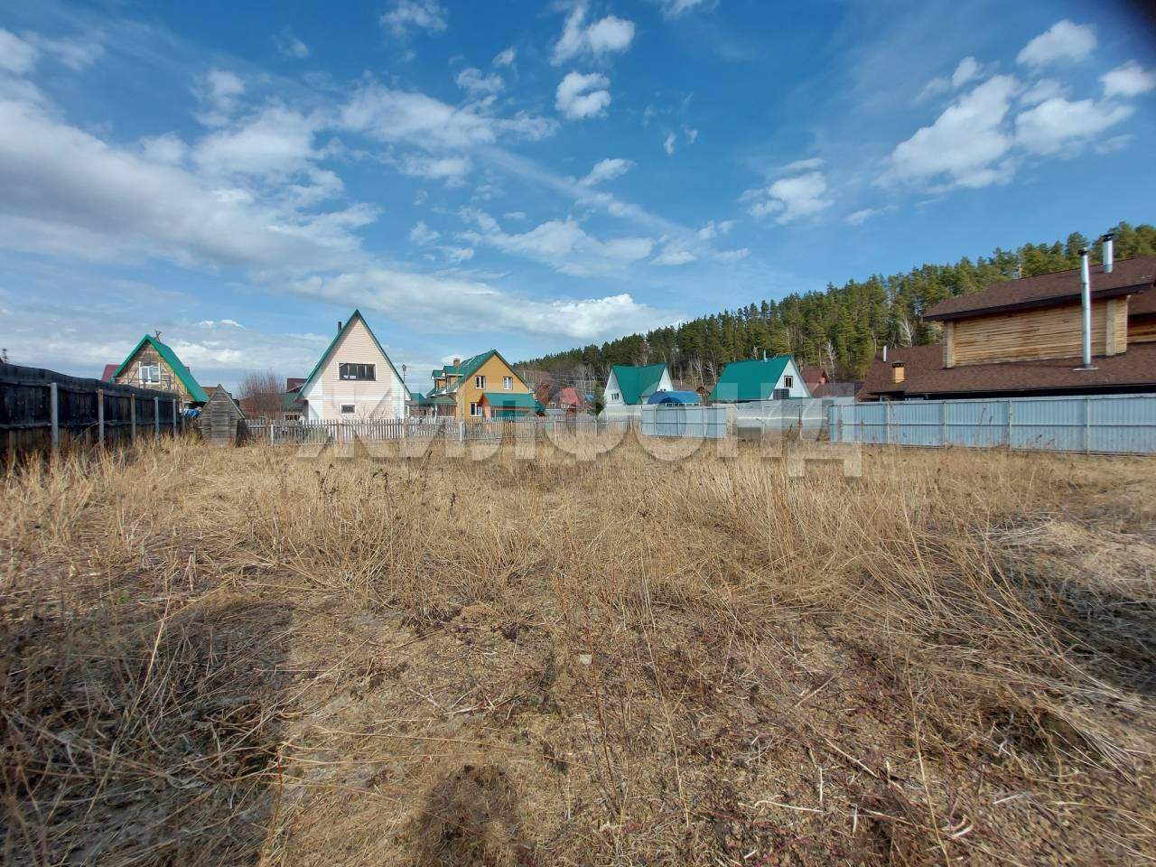 Продам земельный участок 846 м.кв.