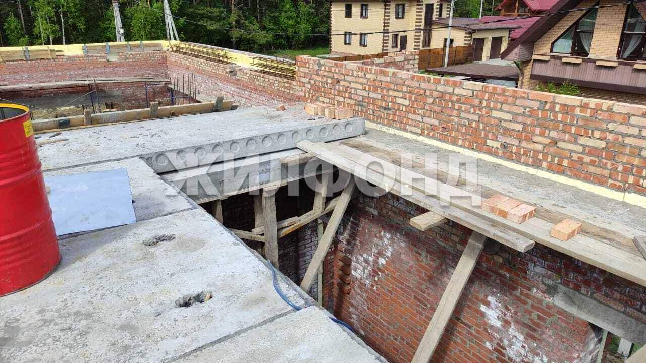 Продам земельный участок 3300 м.кв.