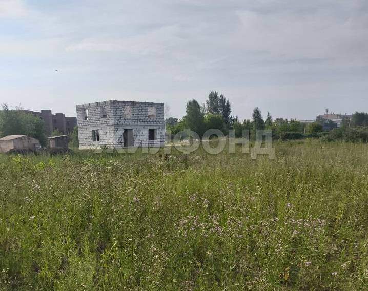 Продам земельный участок 780 м.кв.