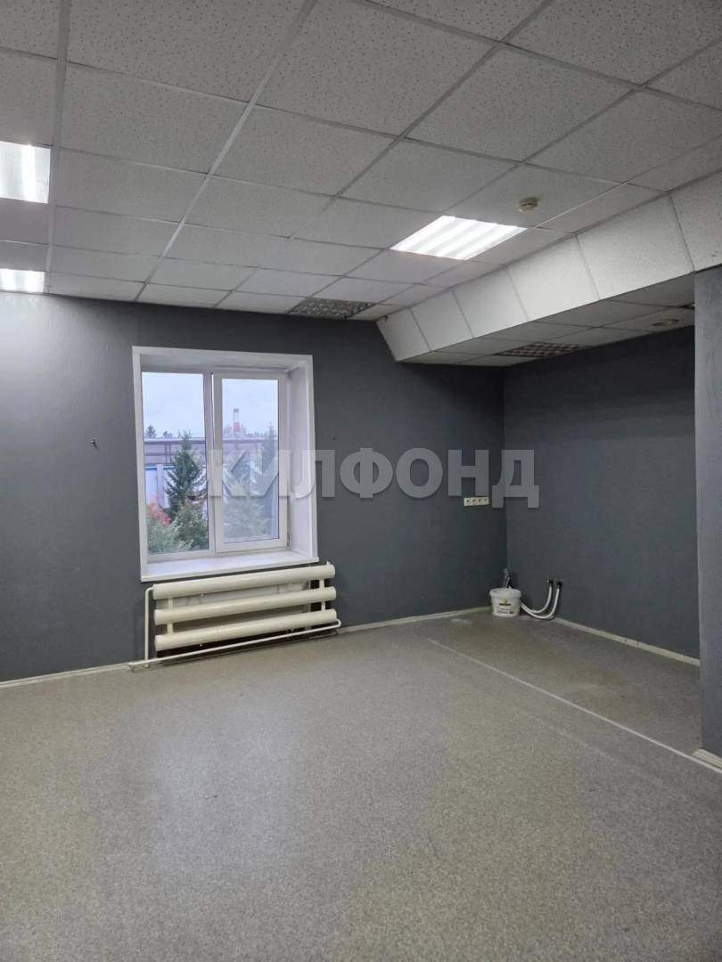 Продам помещение свободного назначения 1864 м.кв.