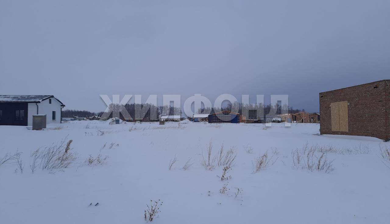 Продам земельный участок 720 м.кв.