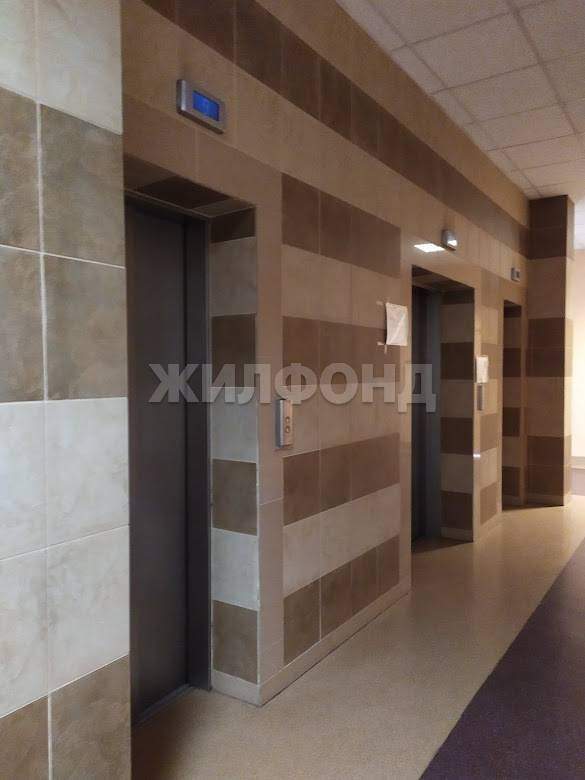 Продам помещение свободного назначения 7335 м.кв.