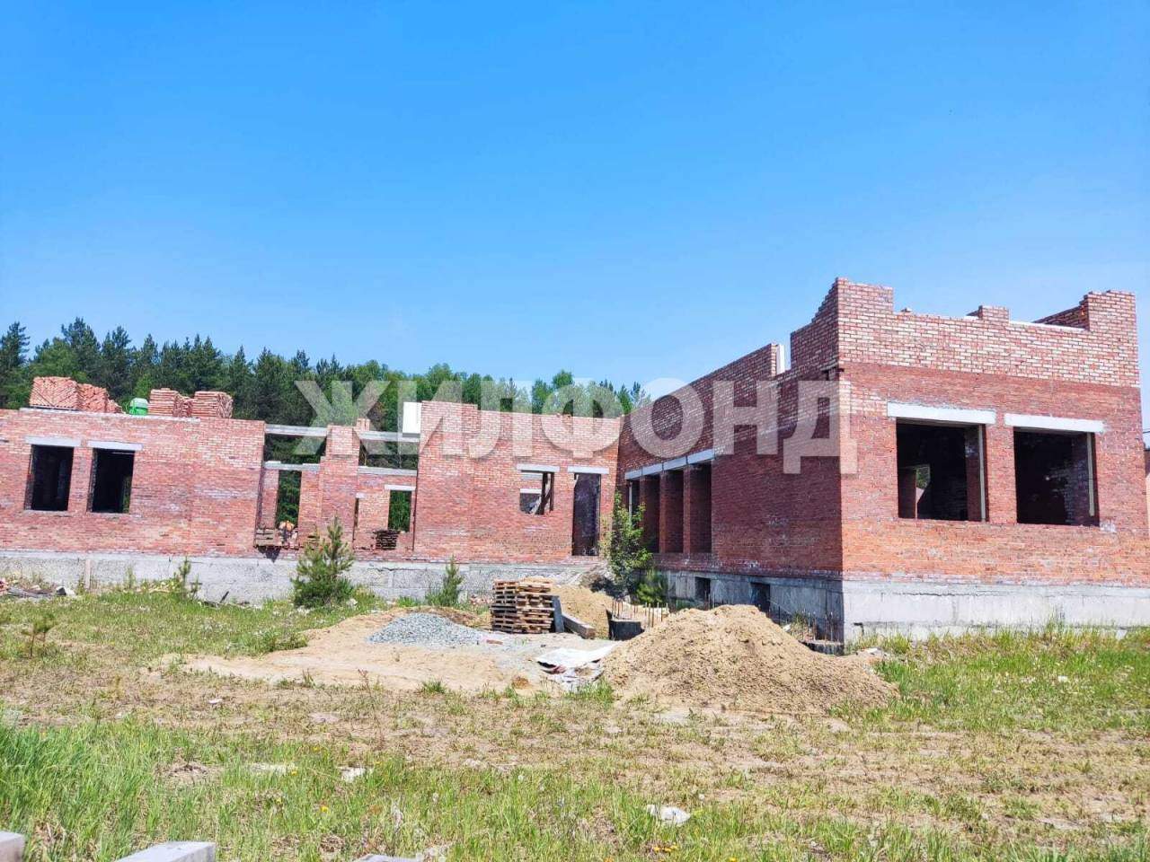 Продам земельный участок 3300 м.кв.
