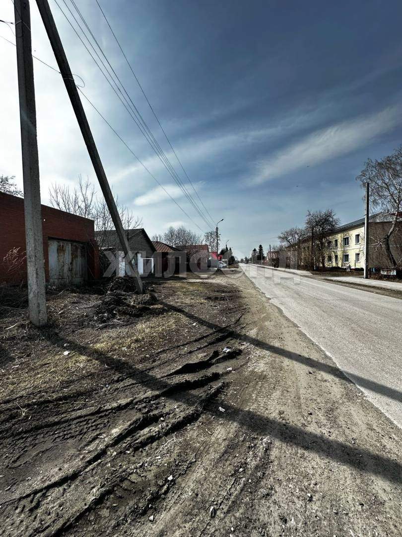Продам земельный участок 100 м.кв.
