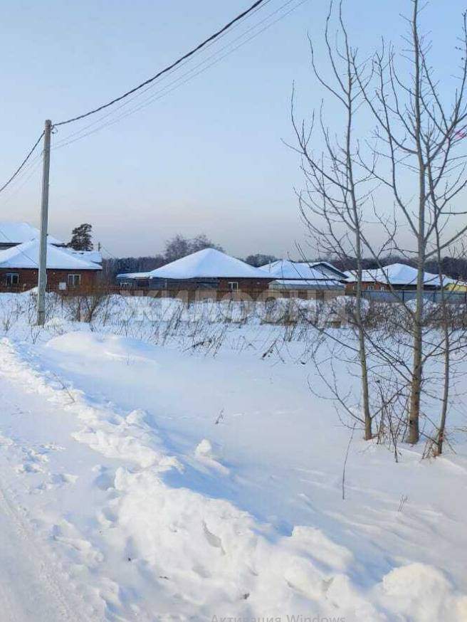 Продам земельный участок 1000 м.кв.
