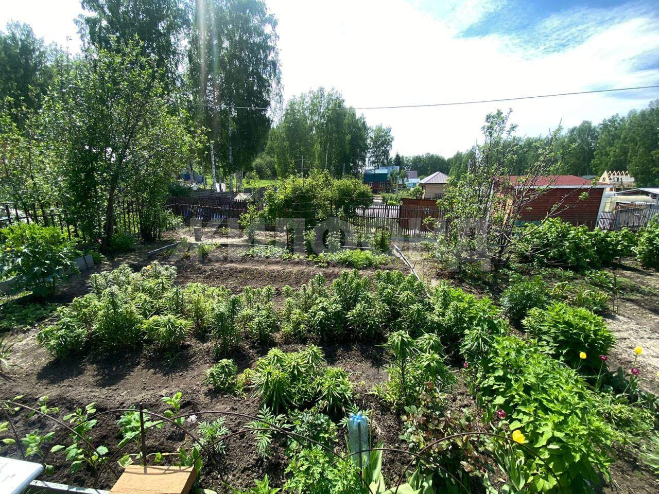 Продам земельный участок 520 м.кв.