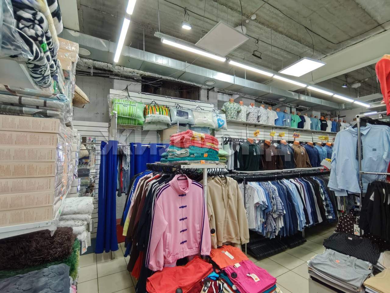 Продам магазин 245 м.кв.