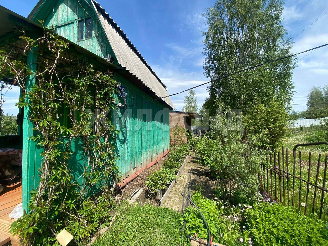 Продам земельный участок 520 м.кв.