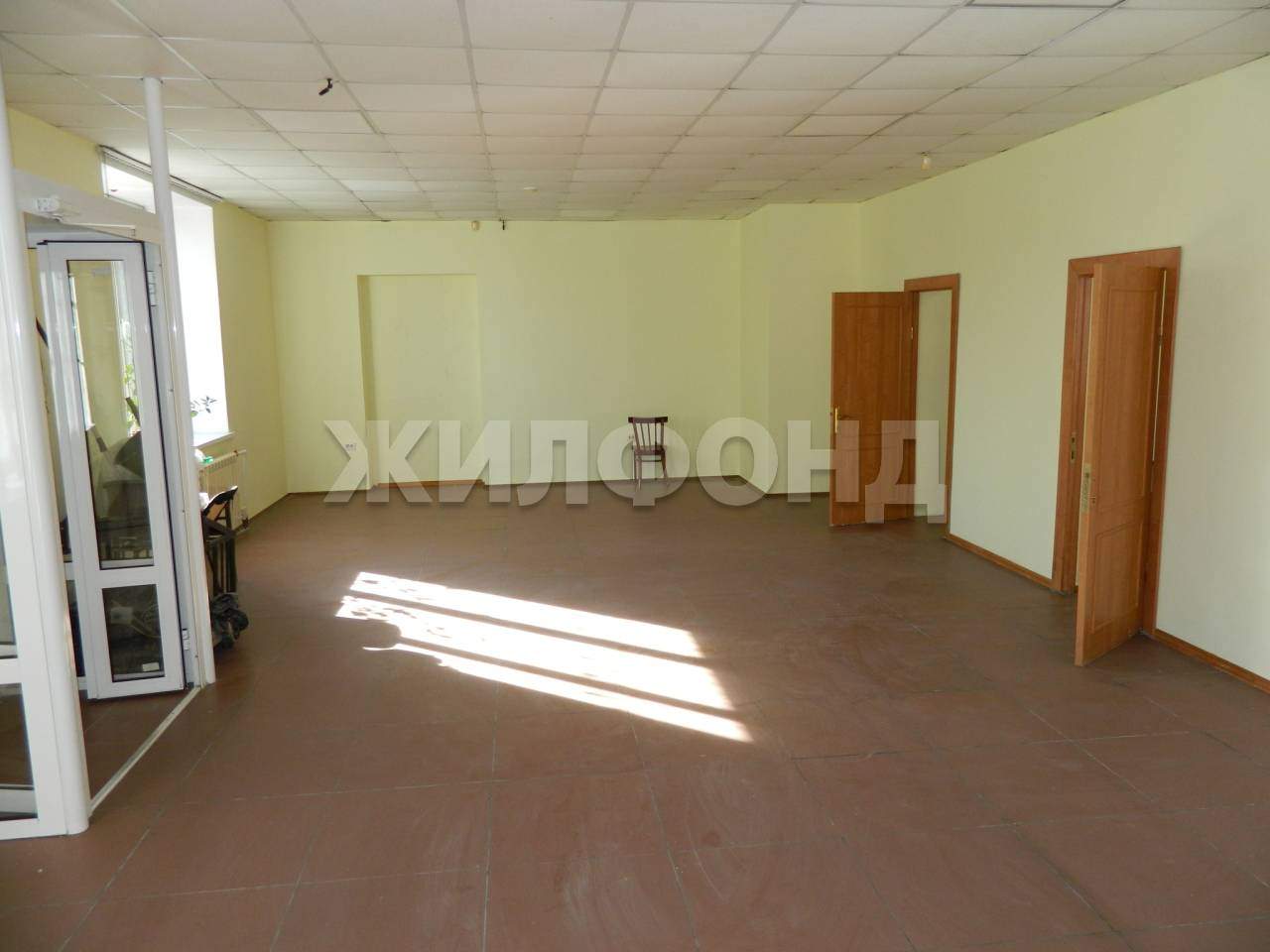 Продам помещение свободного назначения 240 м.кв.