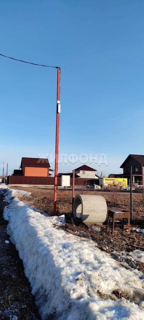 Продам земельный участок 800 м.кв.
