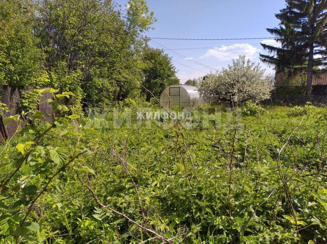 Продам земельный участок 530 м.кв.