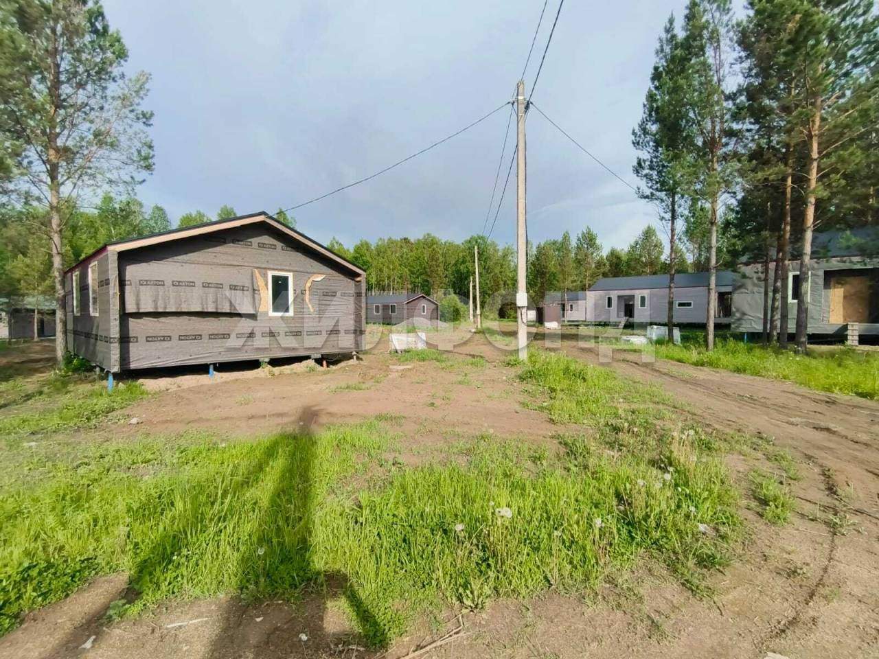 Продам земельный участок 1000 м.кв.