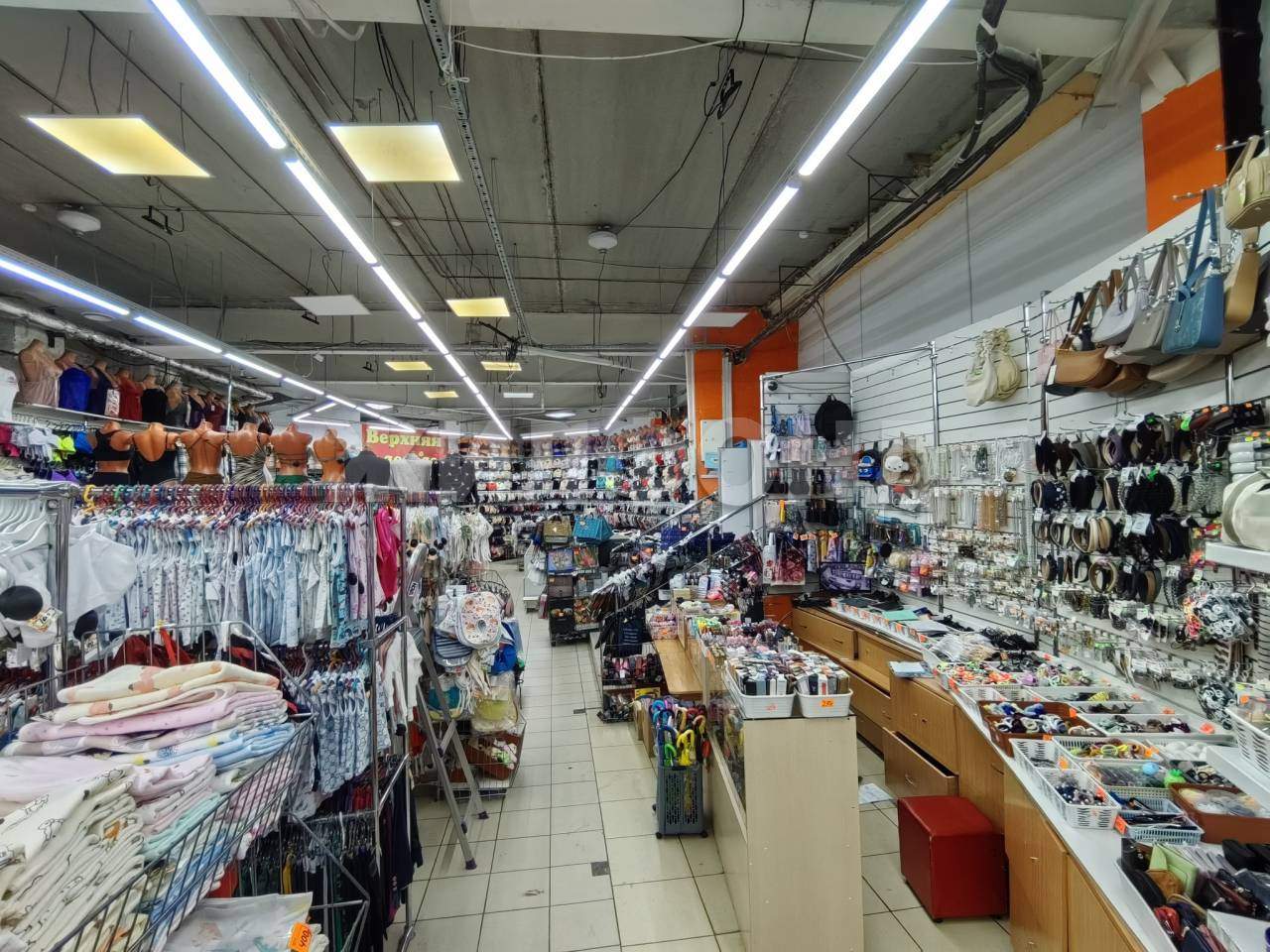 Продам магазин 245 м.кв.