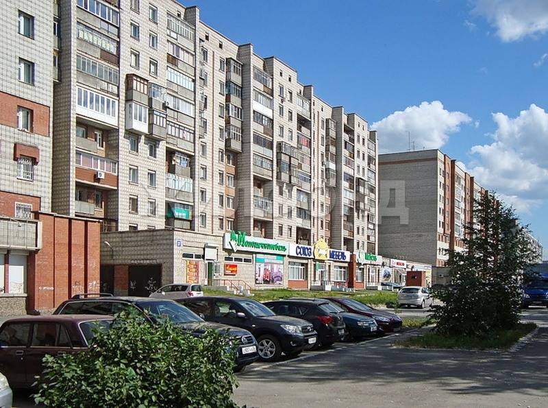 Продам магазин 928 м.кв.