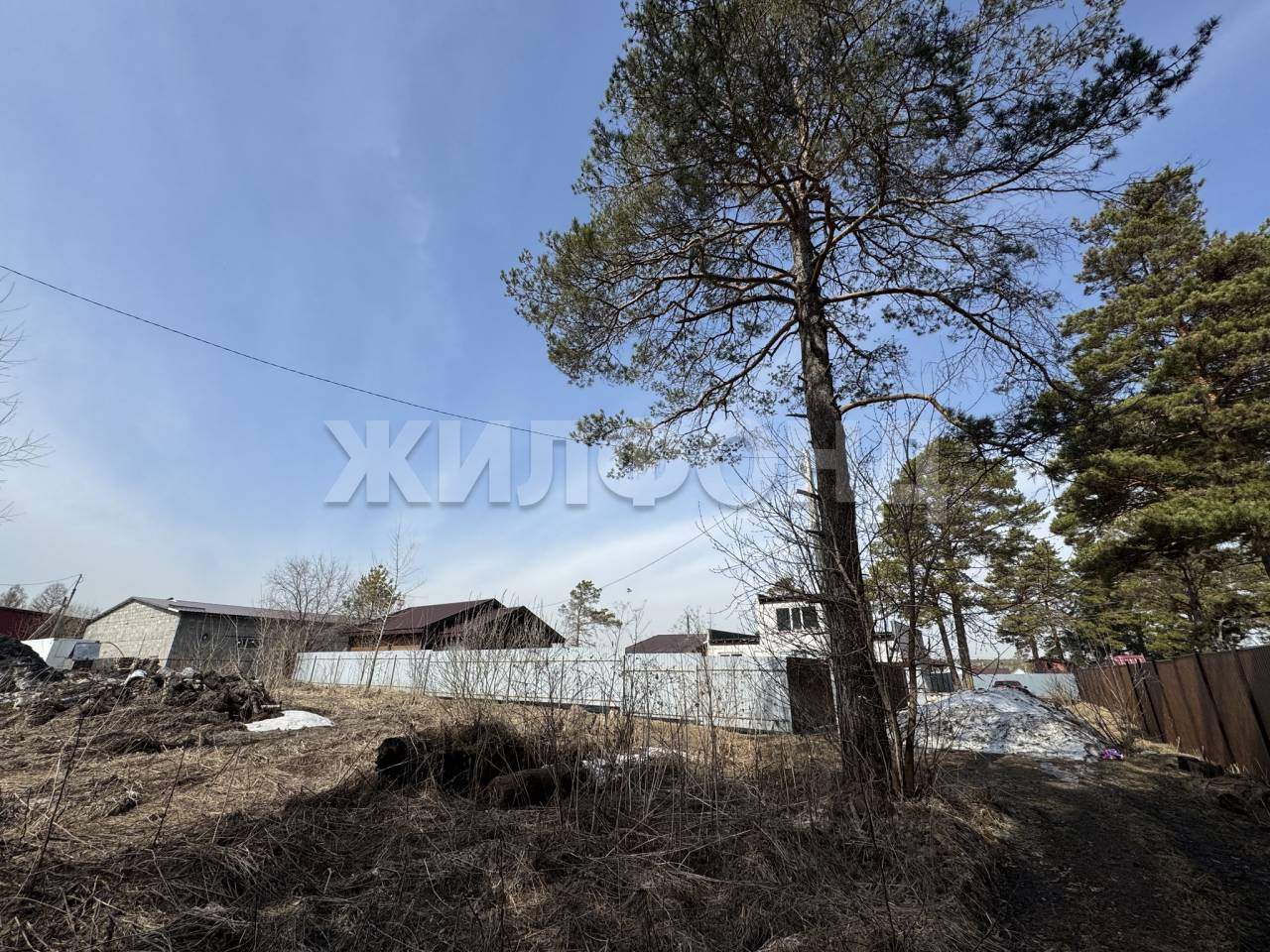 Продам земельный участок 641 м.кв.