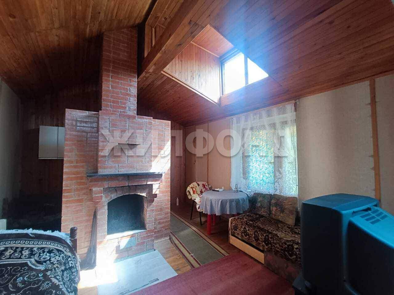 Продам земельный участок 400 м.кв.