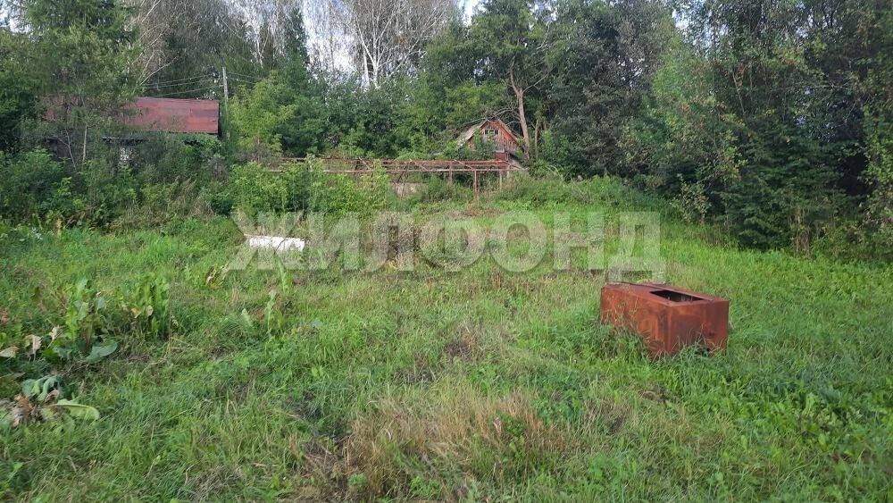 Продам земельный участок 730 м.кв.