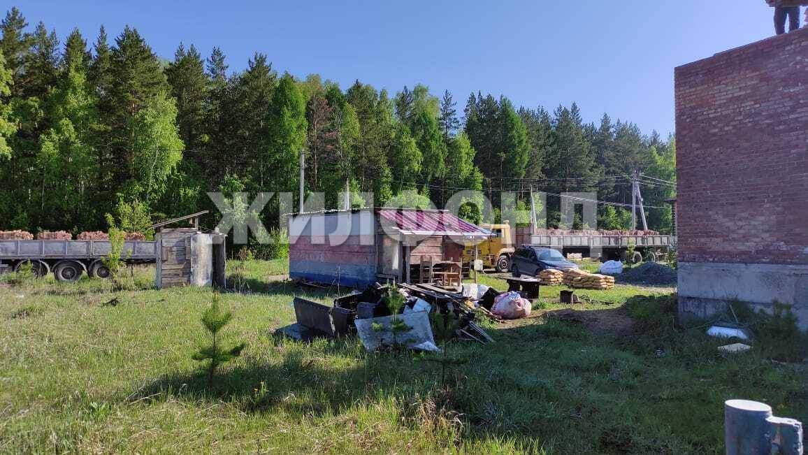 Продам земельный участок 3300 м.кв.