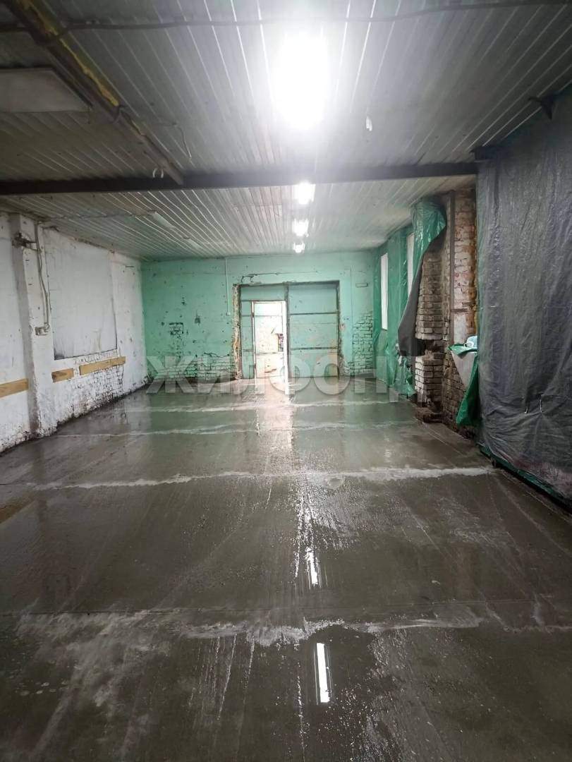 Продам помещение свободного назначения 828 м.кв.