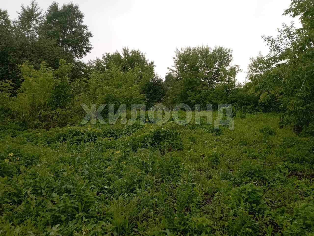 Продам земельный участок 1457 м.кв.