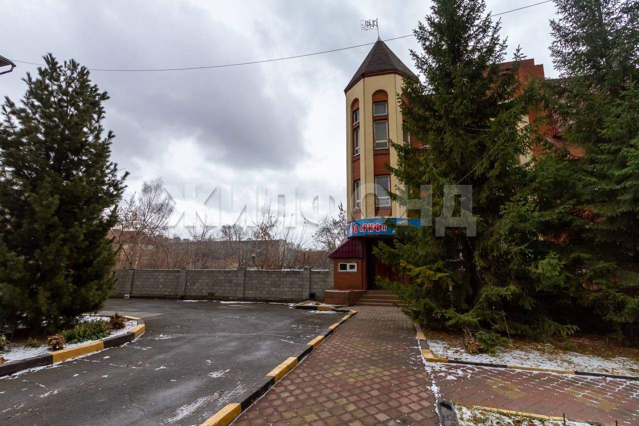 Продам помещение свободного назначения 778 м.кв.