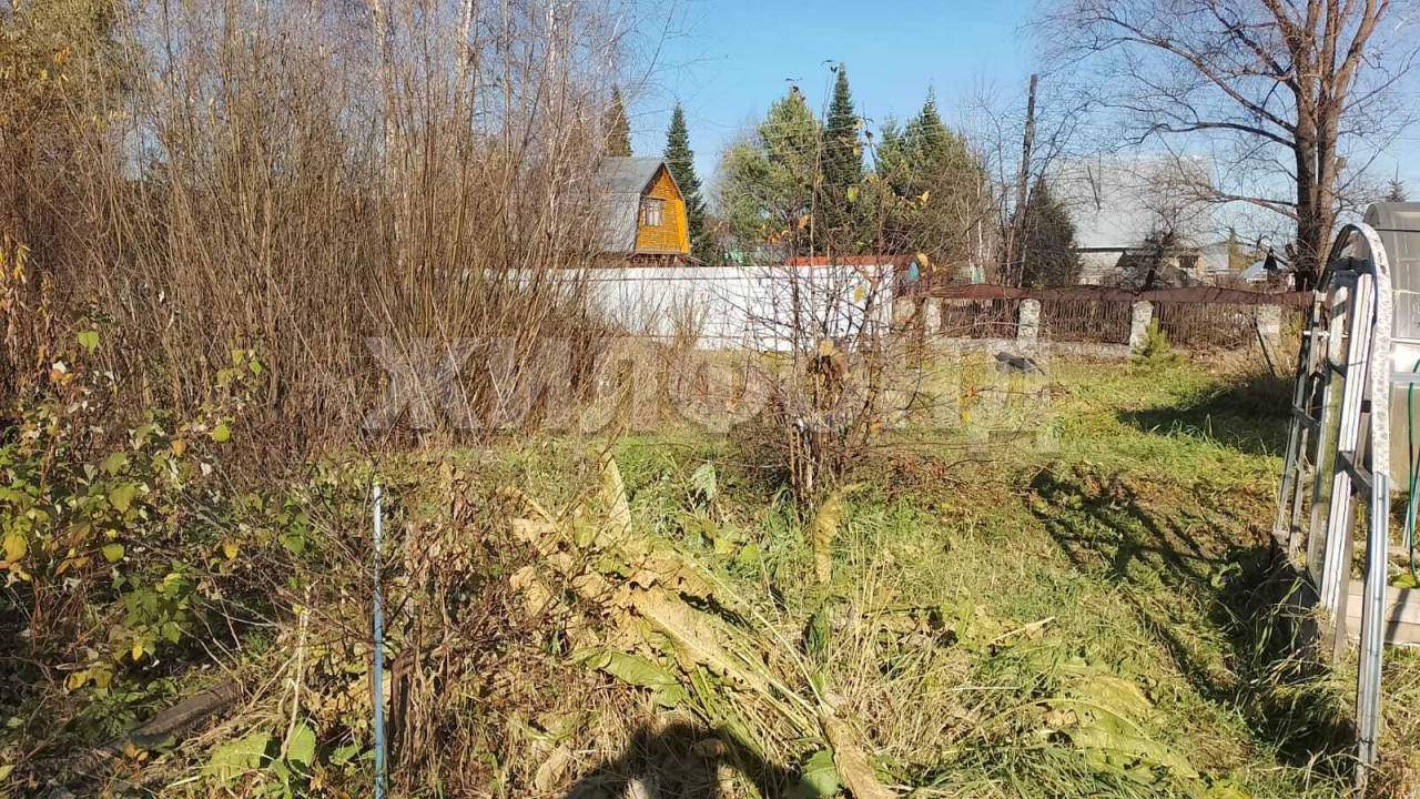 Продам земельный участок 551 м.кв.