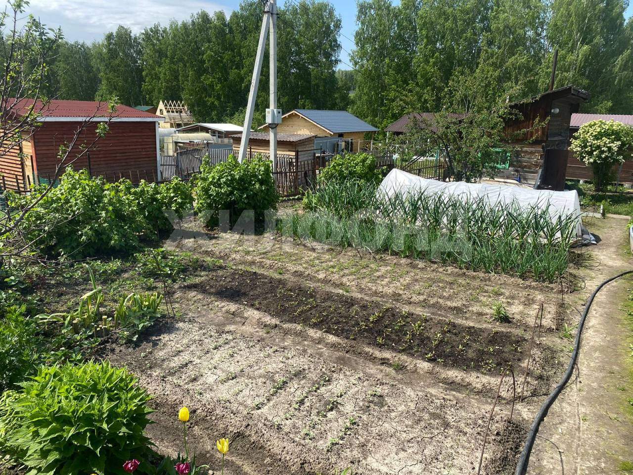 Продам земельный участок 520 м.кв.