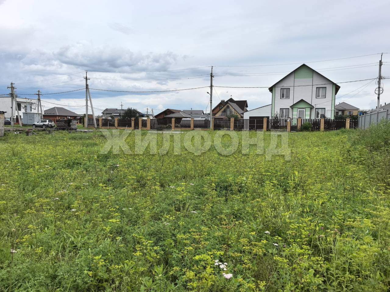 Продам земельный участок 900 м.кв.