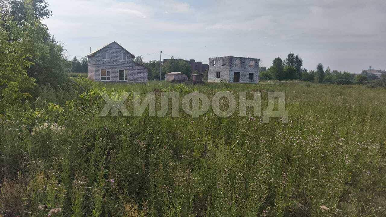 Продам земельный участок 780 м.кв.