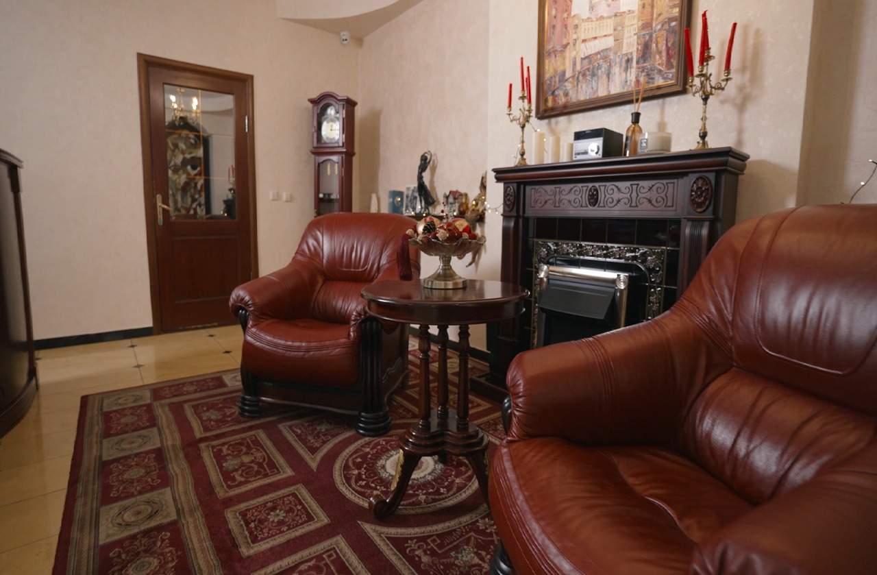 Продам торговое помещение 1346.4 м.кв.