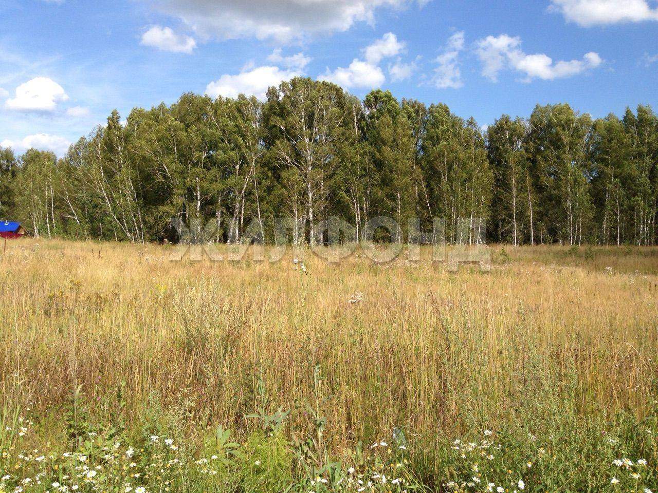 Продам земельный участок 2370 м.кв.