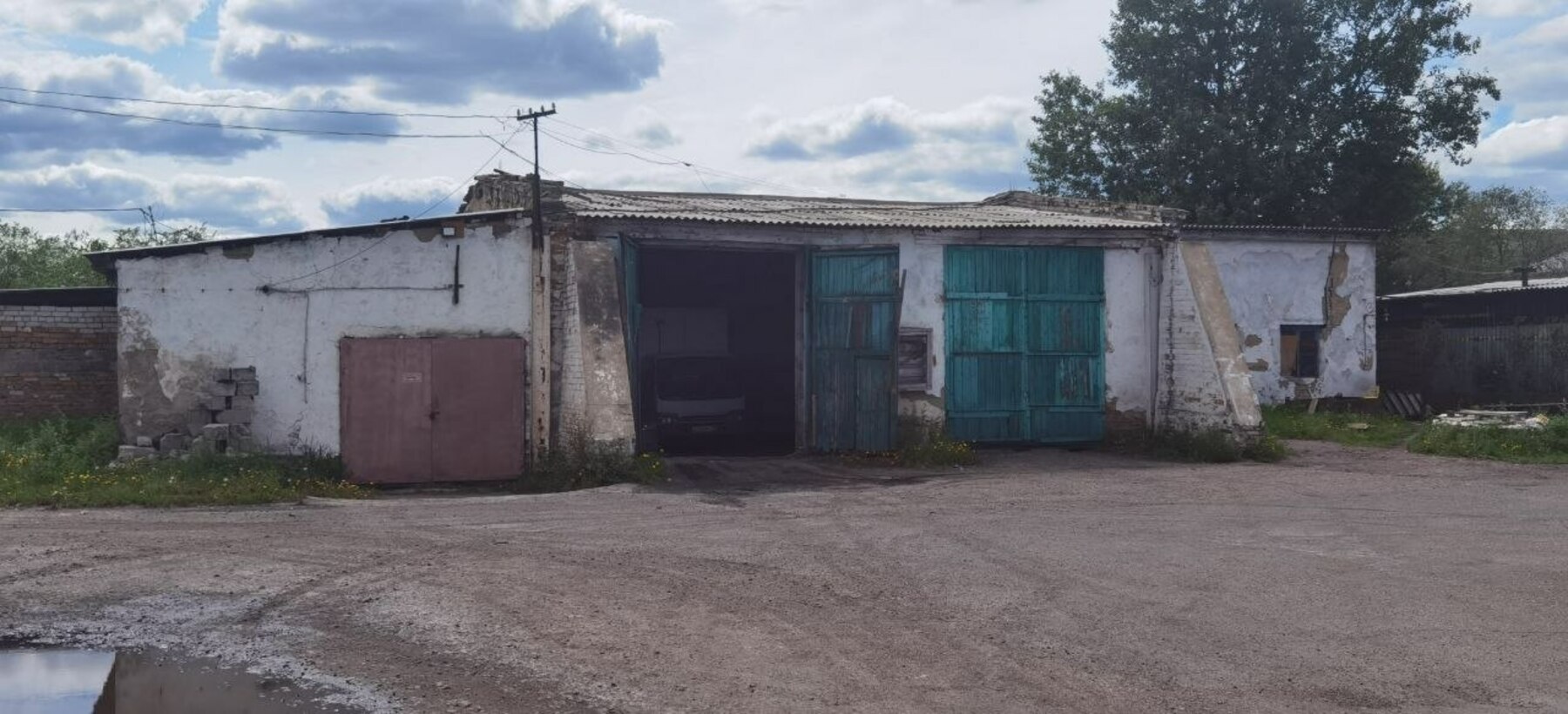 Продам торговое помещение 10846.7 м.кв.